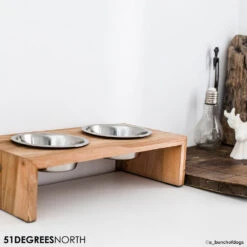 51 Degrees North Voerbak Teak High -Hondenbenodigdheden Winkel 51 degrees north voerbak teak high 211097 1000 none